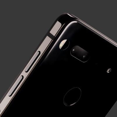 Report: Only 5,000 Essential Phones Sold So Far