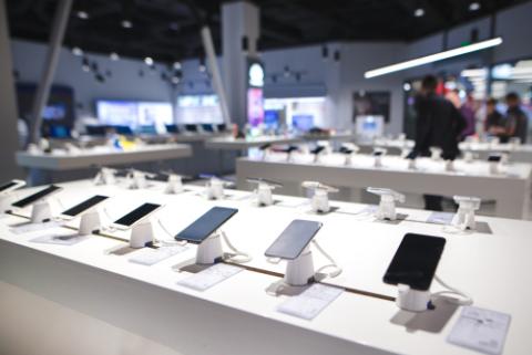 Wireless carriers make temporary changes to retail store operations Wireless carriers make temporary changes to retail store operations