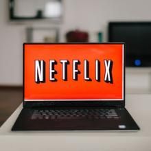 Netflix Now Supports Offline Viewing For Windows 10 PCs And Tablets