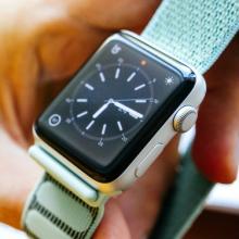 Report: Smartwatches will account for 44 percent of wearables shipments by 2022